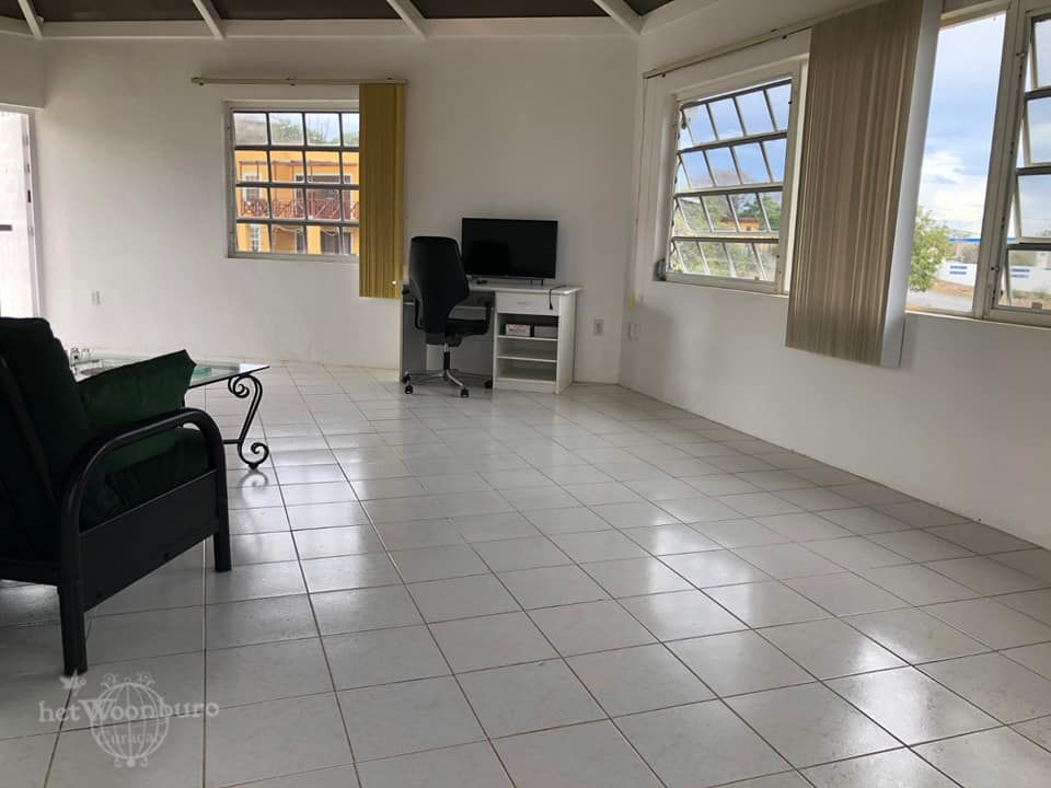 Thumbnail: Bottelier