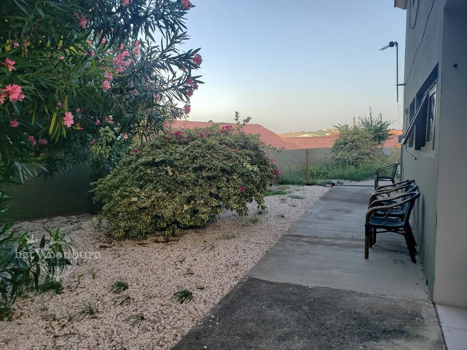 Thumbnail: Bottelier