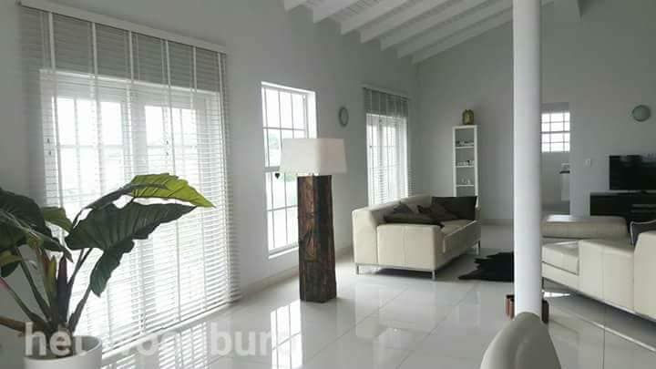 Thumbnail: VISTA ROYAL