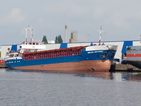 Zwei Schiffsunfälle auf der Unterweser am vergangen Wochenende