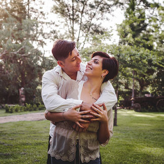 Marido y mujer en su sesión preboda