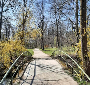 Wir überqueren eine Brücke ...