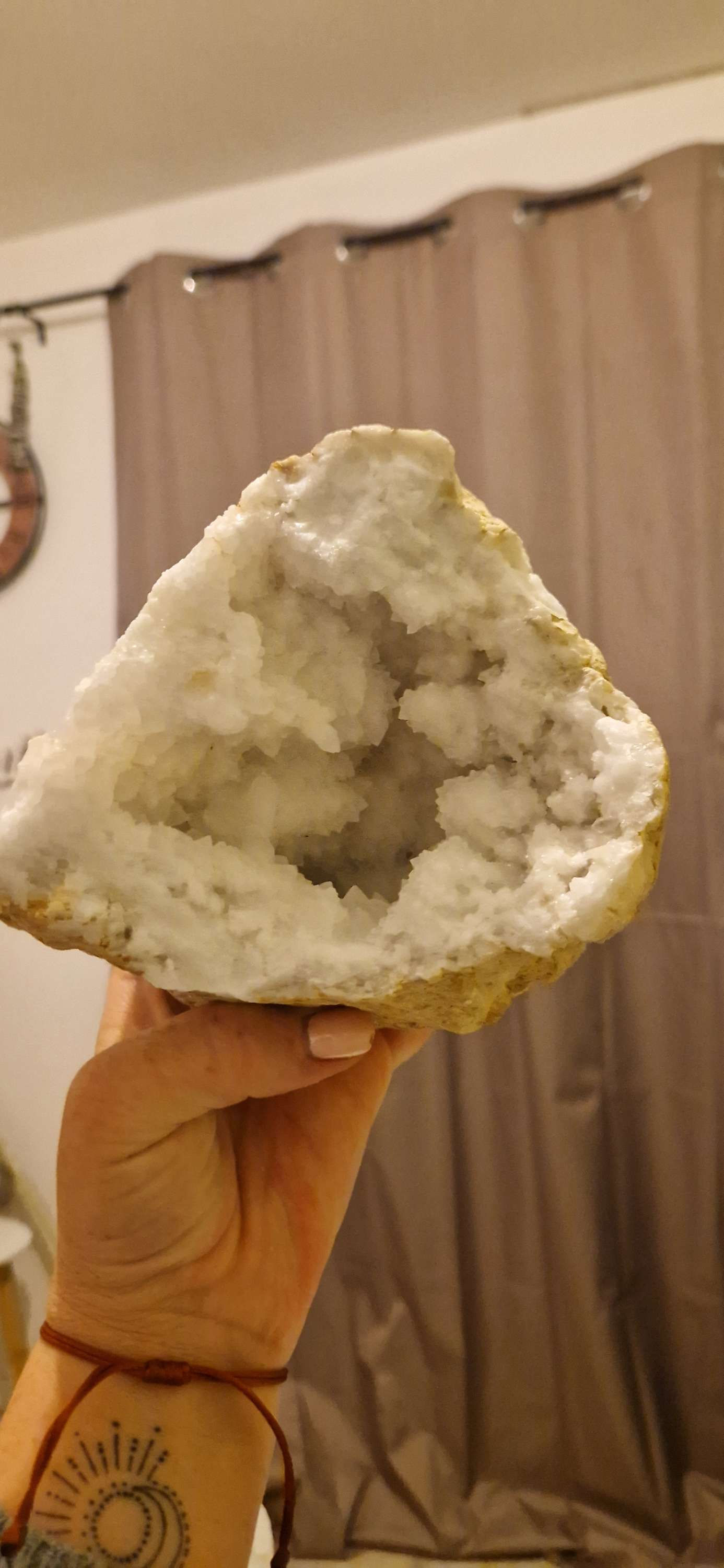 Géode cristal de roche 1.653kg 