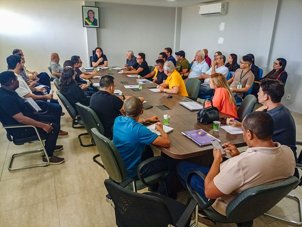 Prefeita Jôve Oliveira Monteiro reúne secretariado para alinhar ações da Caravana TJ Piauí em Piripiri  