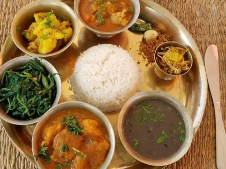 Article 6 : Régime alimentaire d'une volontaire au Népal