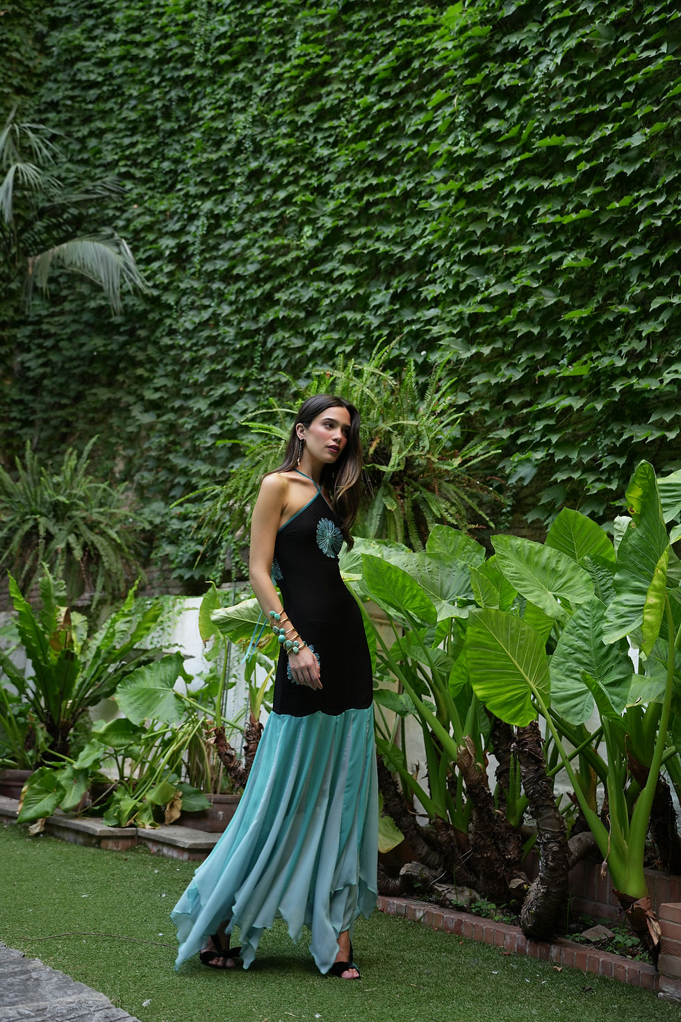Miniatura: SHE'S A LADY Dress • Dark Version