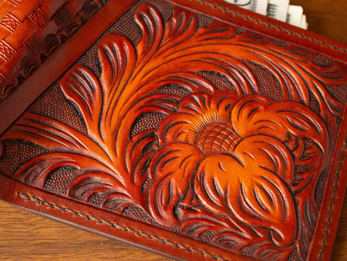 小物 diosbras Leather Carving bifold wallet Classic Bifold - Hand Carved and Tooled | Wizened Oak Leather
