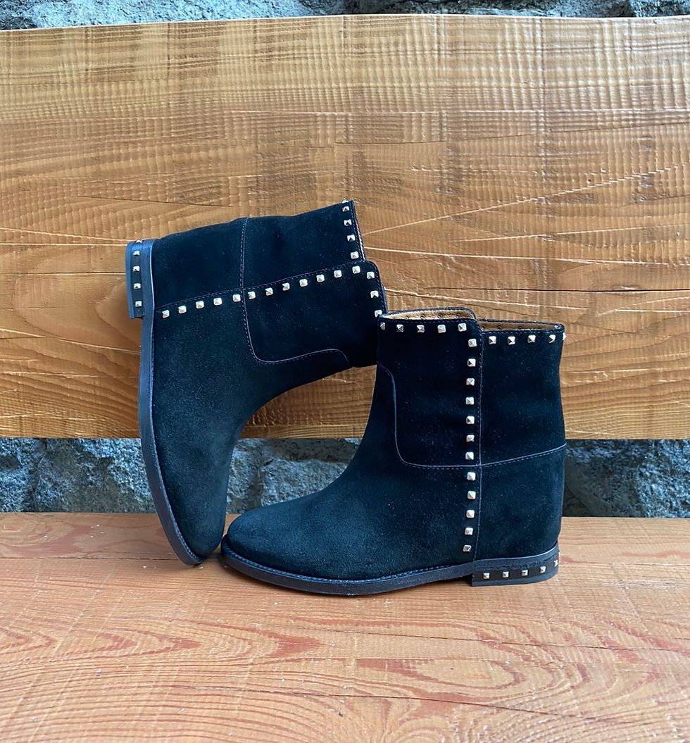 Stivale Basso Tronchetto Via Roma 15 borchie velour nero