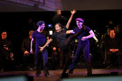 Wonderful-Town_16207-1058