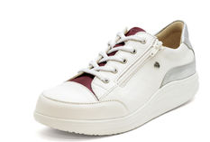 フィンナミック　2974　ハチオウジ　ホワイト/ボルドー/シルバー