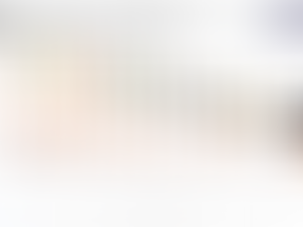 Which still & sparkling wines* have added the most £ sales to the U.K. off trade over the latest 52 weeks? 🍷🍾 📈