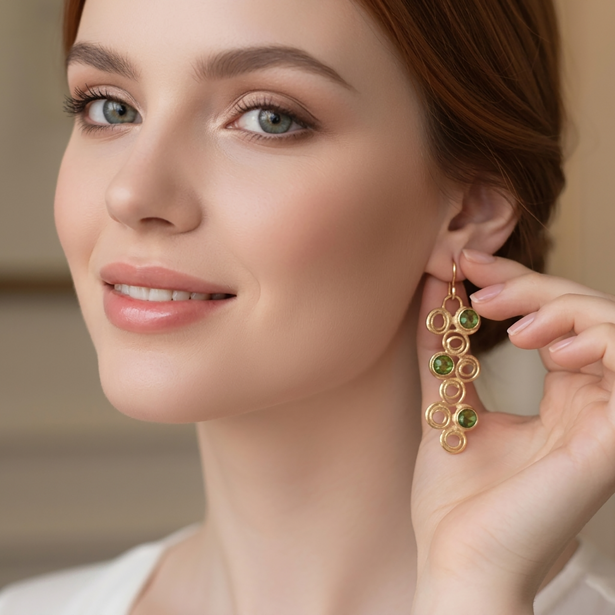 /rioritajewelryq  עגילי תלייה בעבודת יד עם ספירלות אורגניות