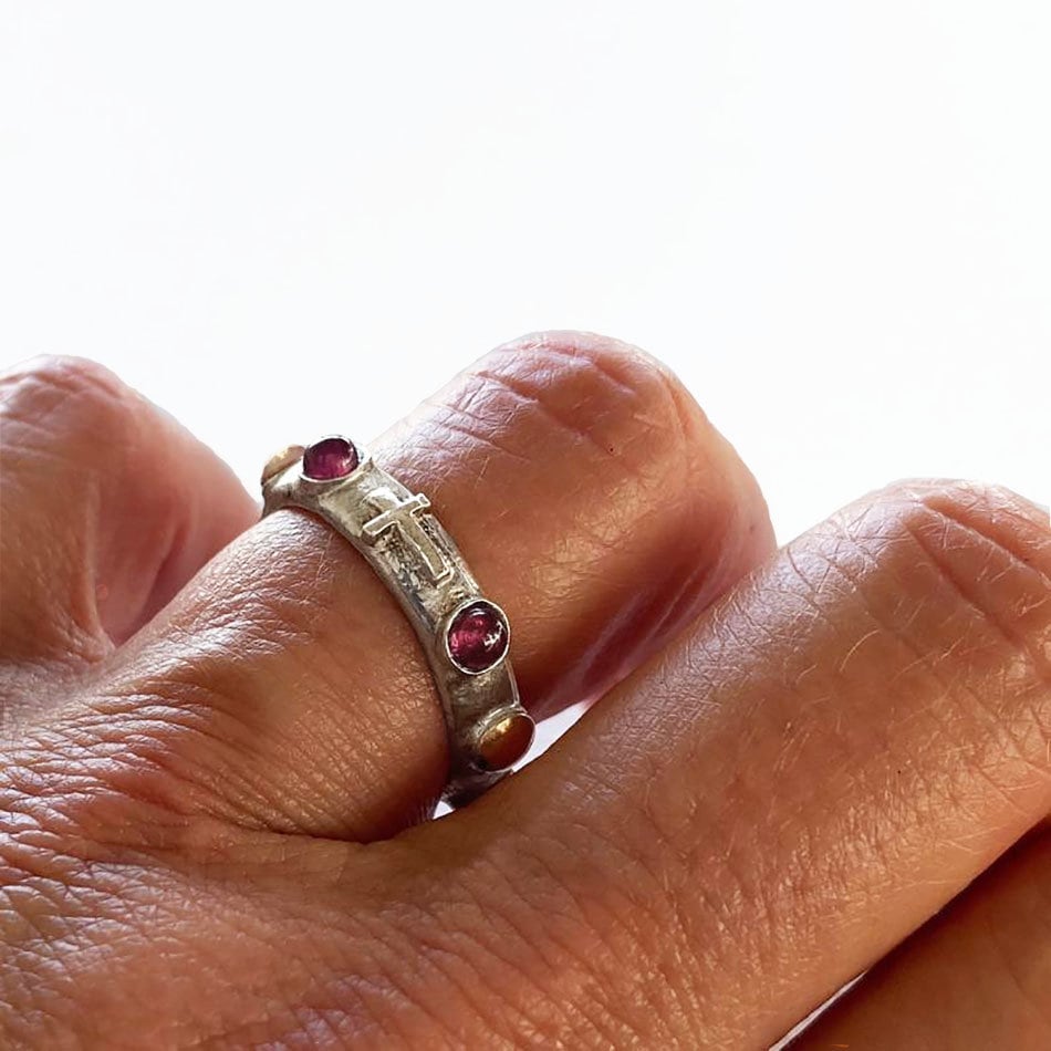 Vered Lederman | Garnet Sterling Silver Rosary Ring