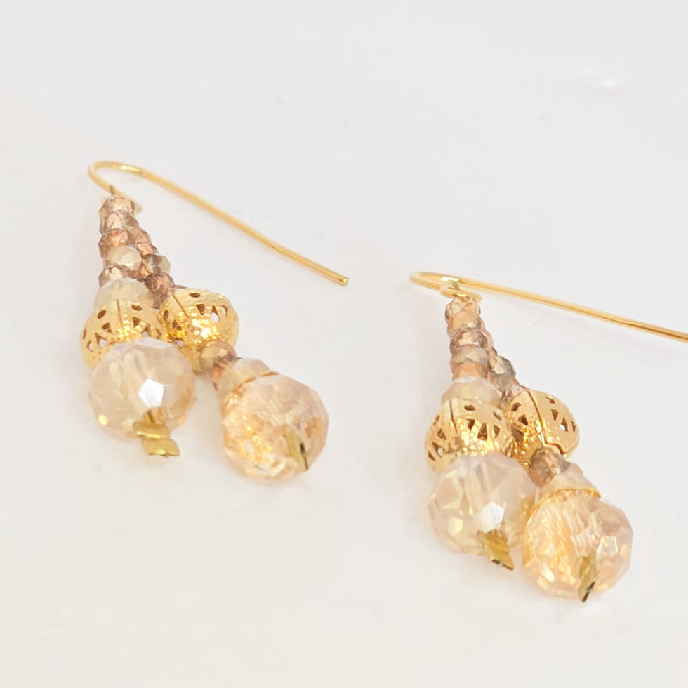 Thumbnail: Limor Beker | עגיל - נוי זהב