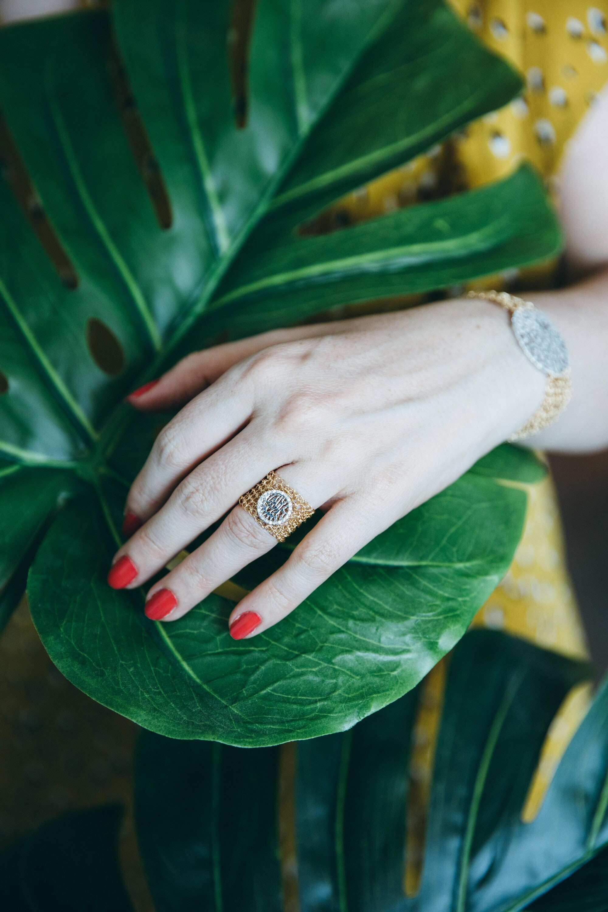 Einat Sandberg Jewelry|  טבעת שמע ישראל רחבה | זהב וכסף מכסף עבודת יד אמן ישראלי