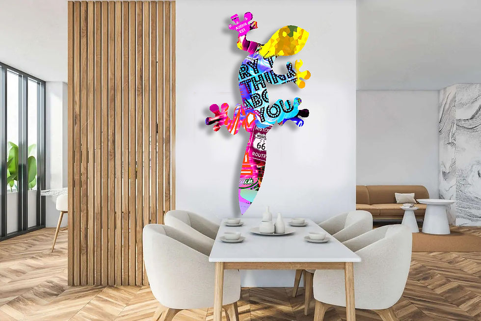 Thumbnail: Jacob Trager | Lucky design lizard climbing the wall