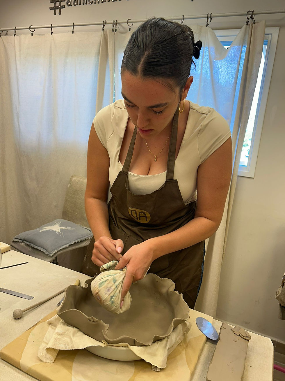 תמונה ממוזערת: סדנת פיסול מגוש חימר -  יצירה מושלמת שלכם