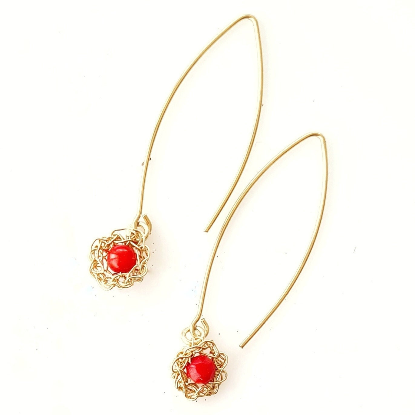 Einat Sandberg |  Red Coral Dangle Earrings מכסף עבודת יד אמן ישראלי