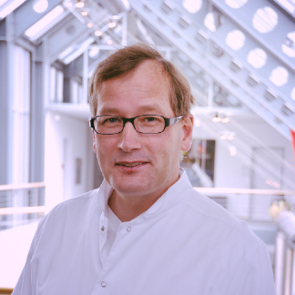 Prof. Jan Gummert