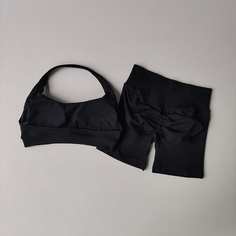 Miniatura: Conjunto fitness feminino preto com top frente única e short de cintura alta
