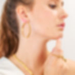 Thumbnail: Thin Beaded Ring