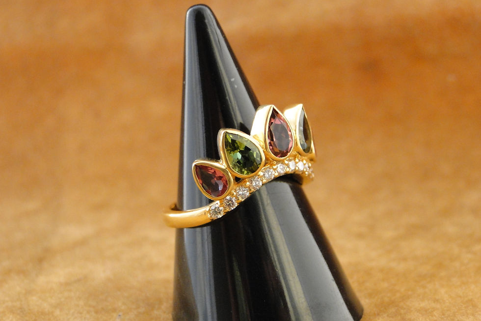 Miniature : The Rainbow Crown Ring in Vermeil Gold