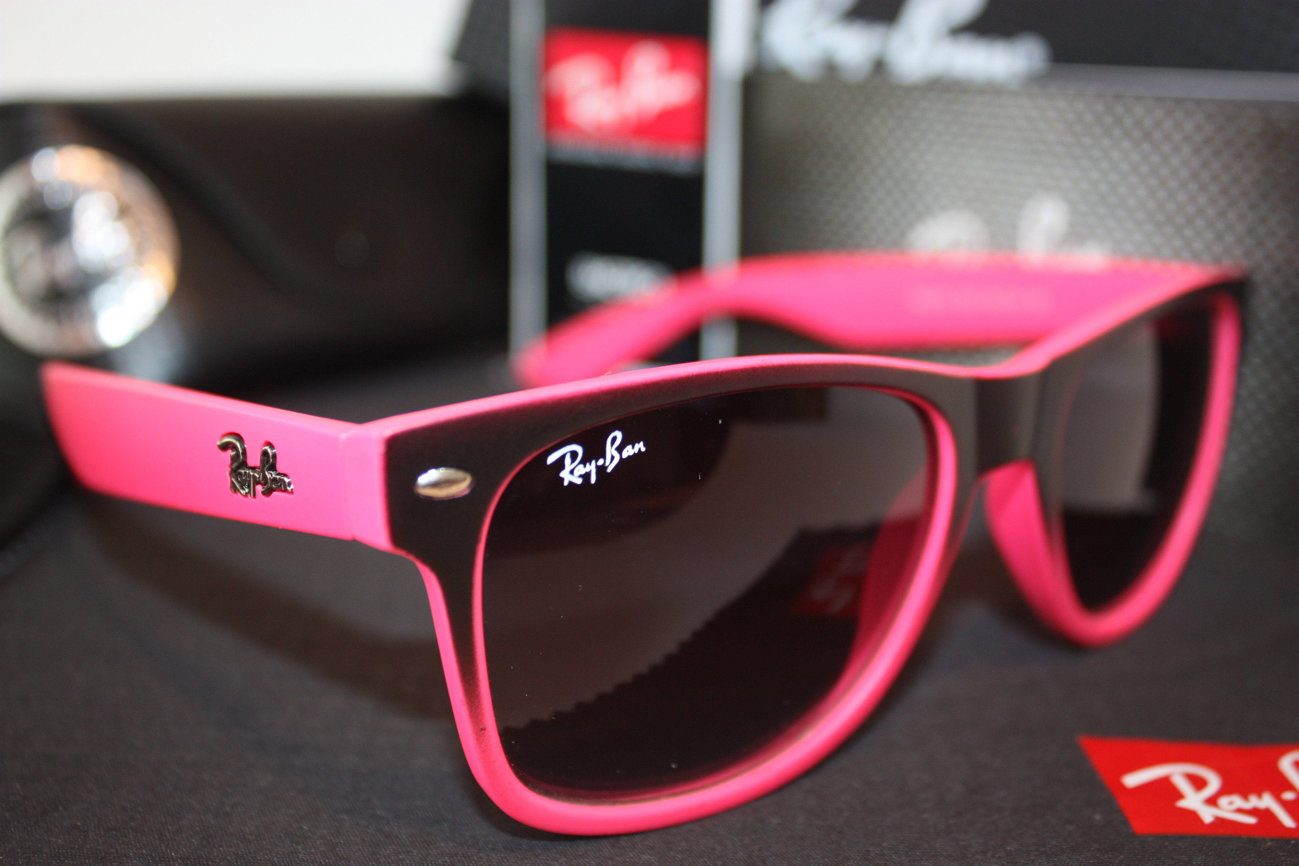 Солнцезащитные очки Ray Ban Wayfarer 2140