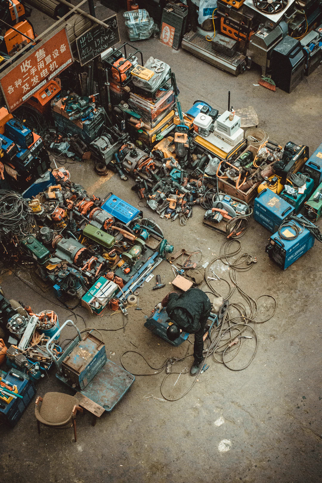 Mastering Your Metal: How to Choose the Right Welding Equipment for Your Needs
