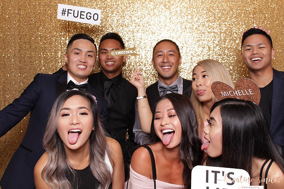 Kreating Smiles Photobooth