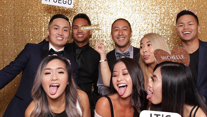 Kreating Smiles Photobooth