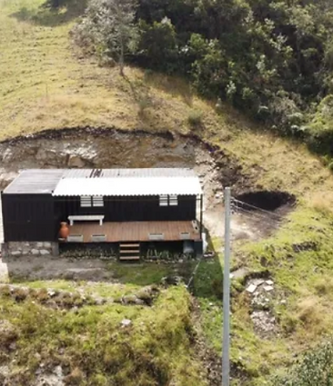 Mesa_Inmobiliaria_SBC_Lote_con_Container_Zipaquirá.PNG