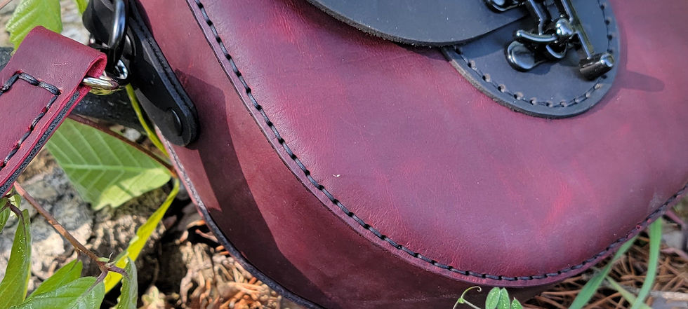 Thumbnail: Burgundy Leather Elegant Ladies  Purse with matching mini/Crosso