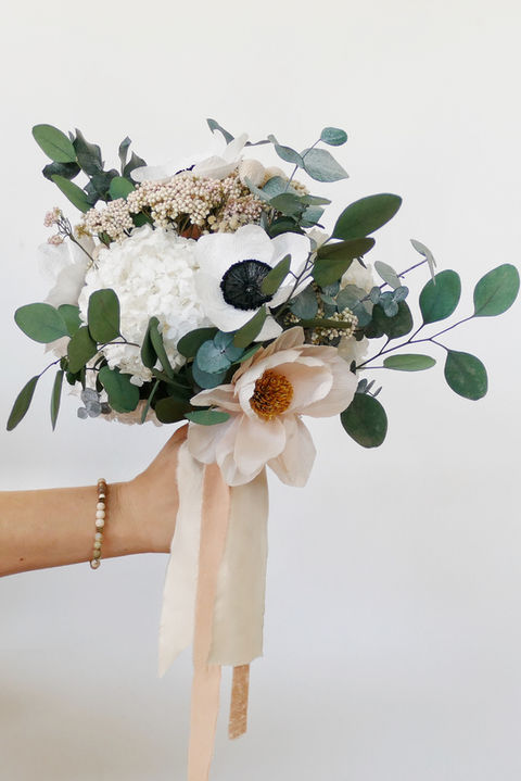 bouquet de mariée éternel en fleurs en papier fleuriste écoresponsable