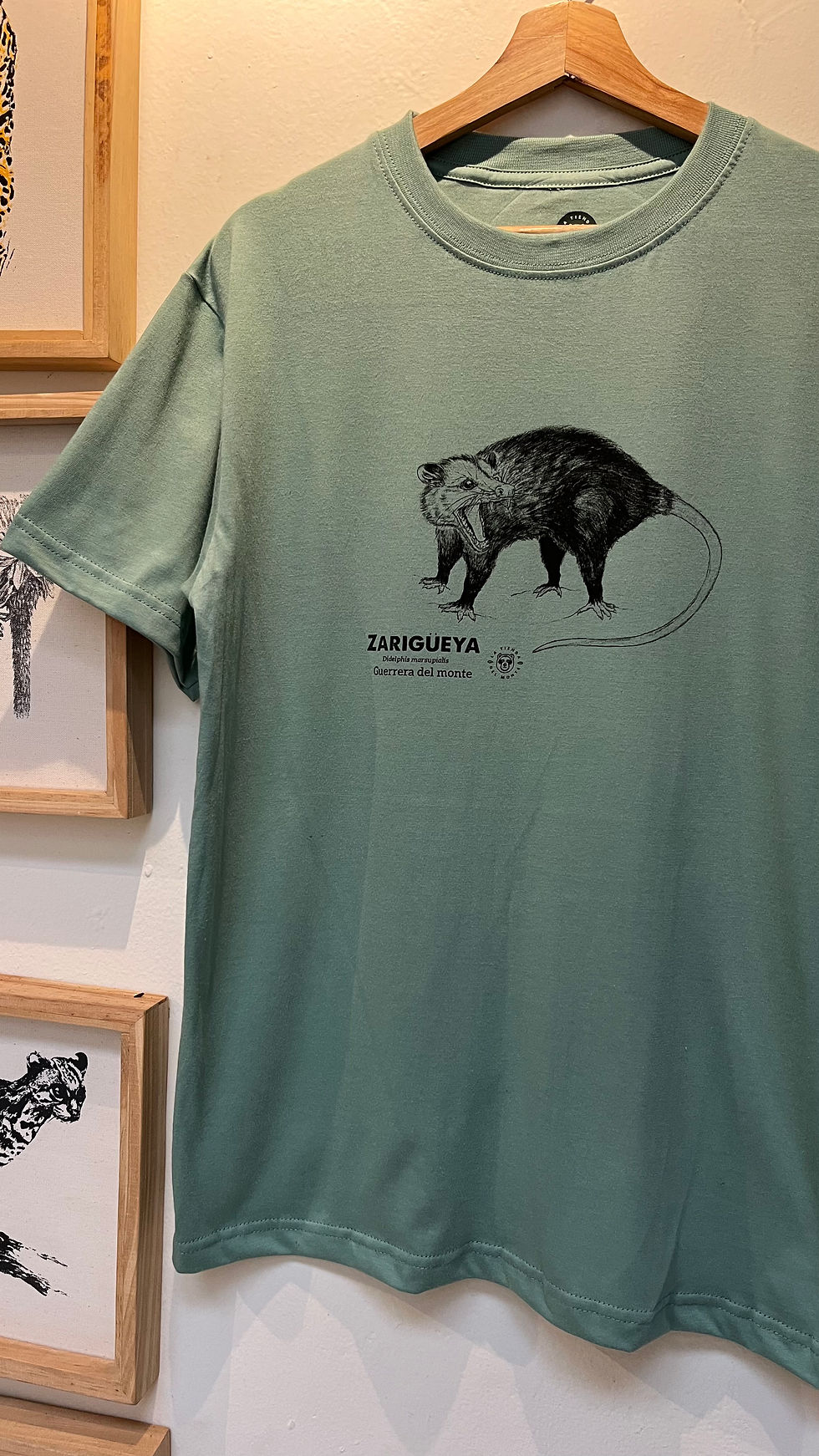 Miniatura: Camiseta Unisex Zarigüeya