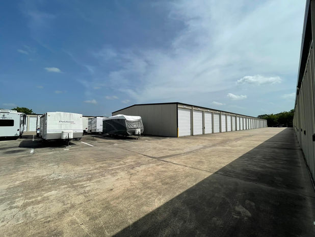 friendswood storage 4.jpeg