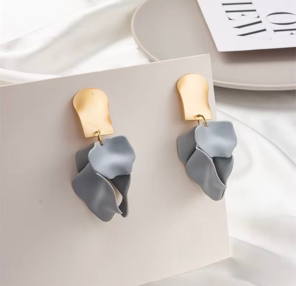 Thumbnail: Petal drop blossom earring 