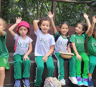 Alunos da educação infantil na Reserva do Sesc.
