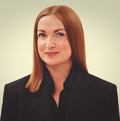 Mhairi Berry, founder of Market Blueprint and fractional commercial and operational executive.