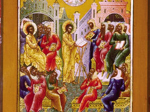 Hoy la Palabra de Dios nos invita a mirar de nuevo la oración y su papel en nuestra vida. San Pablo, en la carta a Timoteo, nos exhorta: “ante todo recomiendo que se hagan plegarias, oraciones, súplicas y acciones de gracias por todos los hombres…” (1Tim 2:1). Y el Evangelio de Lucas nos presenta a Jesús, que entra en la sinagoga de Nazaret, toma el libro de Isaías y proclama: “El Espíritu del Señor está sobre mí…” (Lc 4:18). Ambos textos nos conducen al mismo centro: Jesús es el mediador.