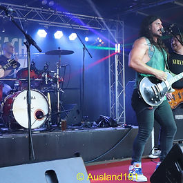 First opportunity to catch this band that’s getting a reputation for hard rocking shows around town. And they lived up to that name delivering explosive hard rock led by the one man live music dynamo Dan Connell. A four piece, two six-string guitar rock unit taking the best of preceding decades of rock rolling in and a ball and kicking it out.     Don't forget to SCROLL DOWN and CLICK.