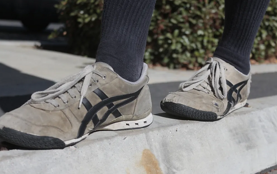 Parkour Shoe Review | Onitsuka Tiger Ultimate 81