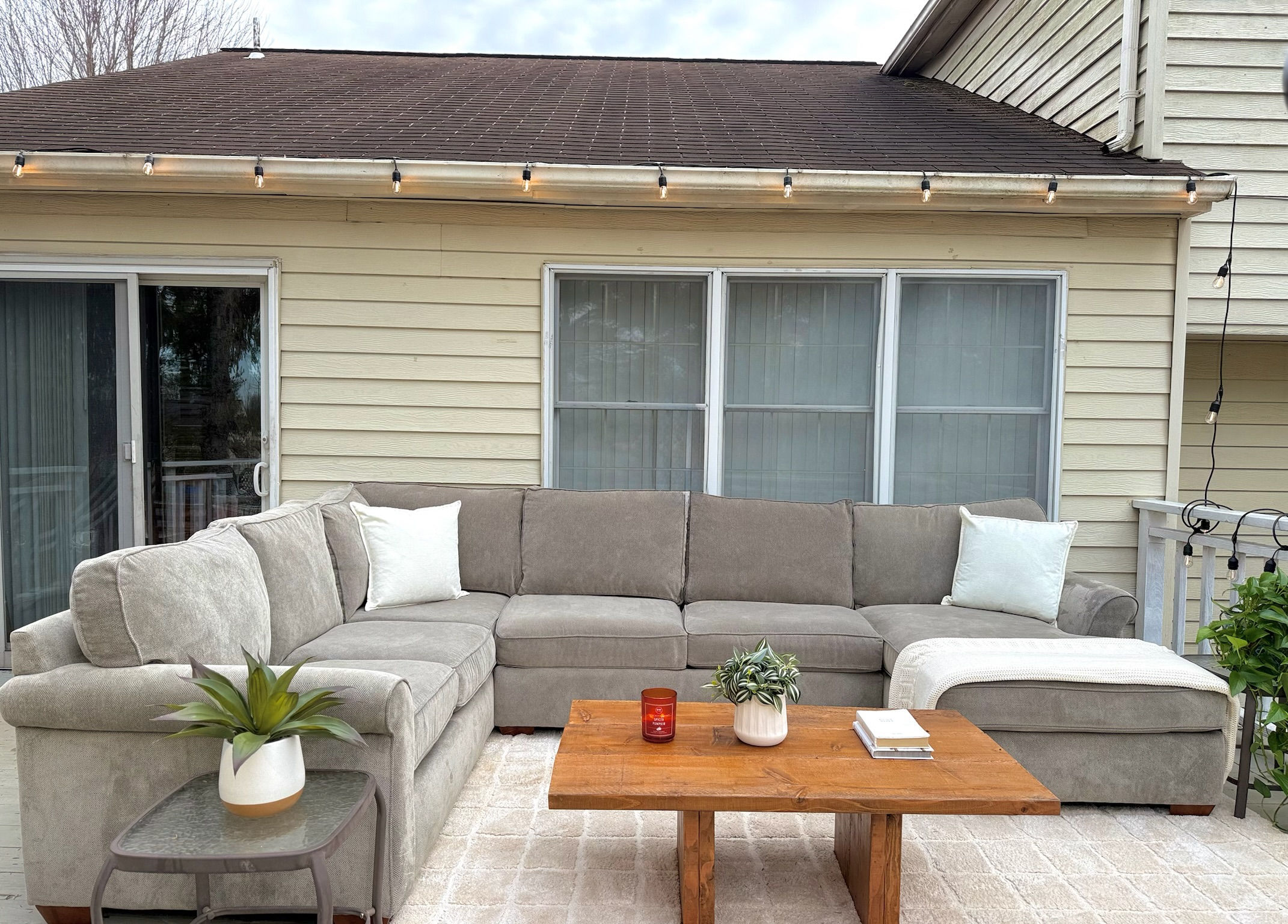 Haverty Sectional In Great Condition