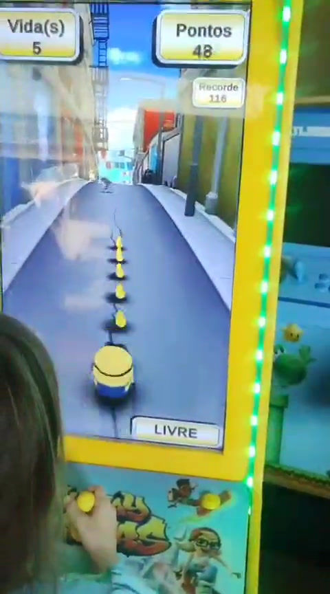 Miniatura: Fliperama vertical