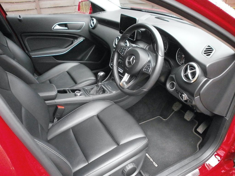Thumbnail: 2016 Mercedes-Benz A Class 1.6 A180 SE (Executive) Hatchback 5dr Petrol
