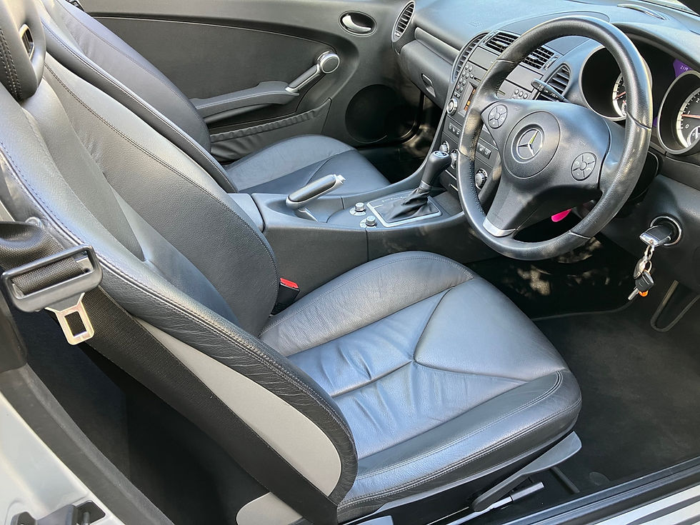 Thumbnail: 2008 Mercedes-Benz 1.8 SLK200K Convertible 2dr Petrol Automatic
