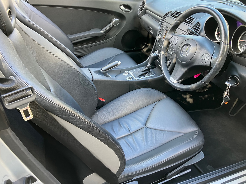 Thumbnail: 2008 Mercedes-Benz 1.8 SLK200K Convertible 2dr Petrol Automatic