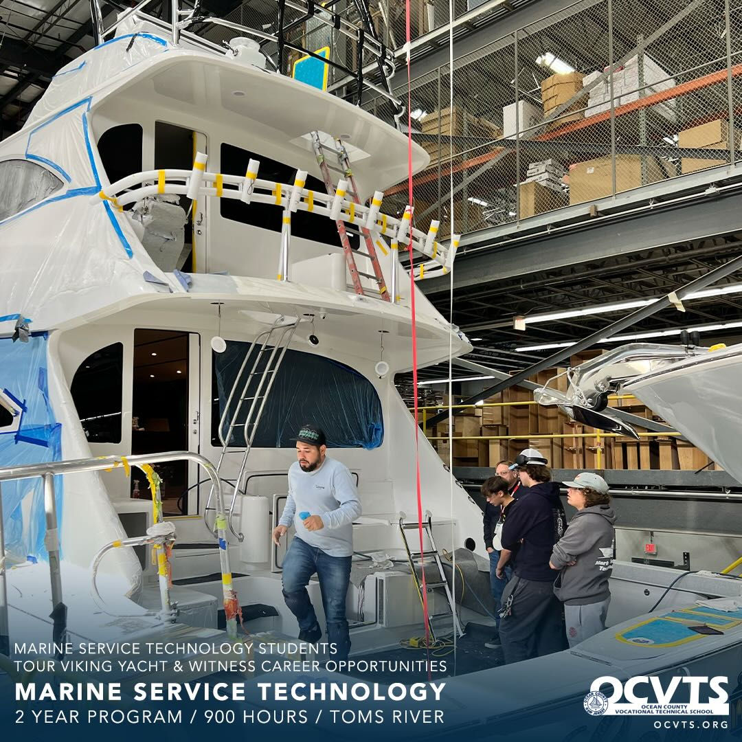 Marine Service Tech Students at Viking Yachts