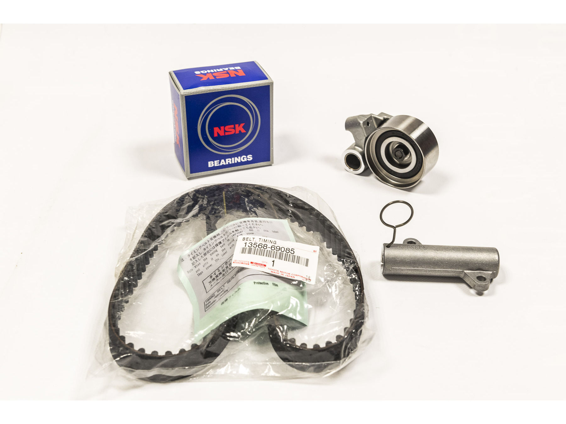 KIT DISTRIBUTION  TOYOTA 1 courroie  1 tendeur 1 tendeur hydraulique ckd1329