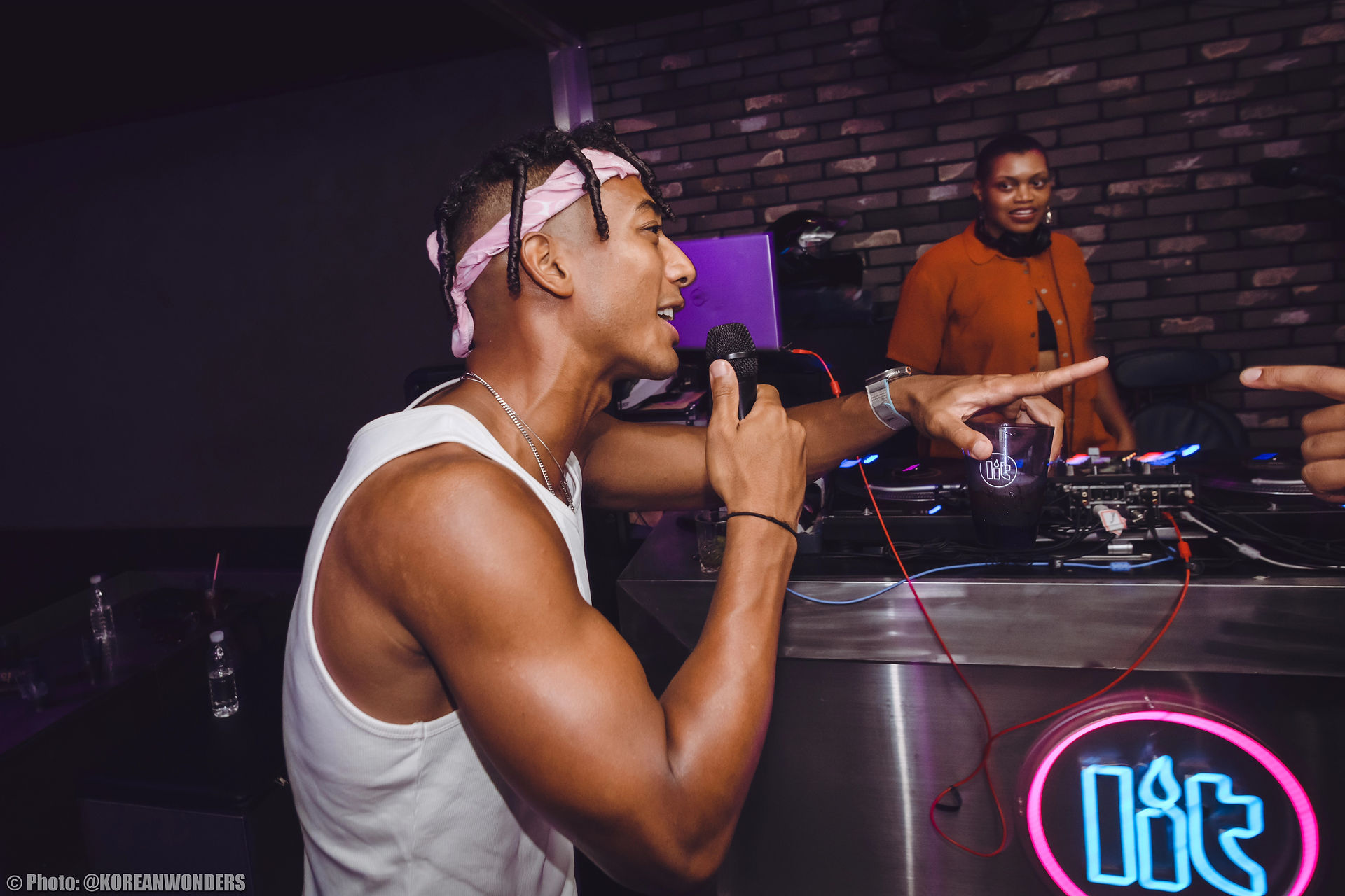 Lit Lounge. Itaewon hip hop hookah shisha lounge club