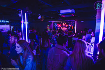 Lit Lounge, Hip Hop Hookah Bar in Itaewon